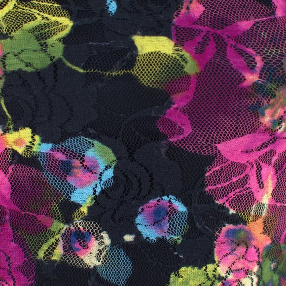 Almost Famous - Picture 3 of 6